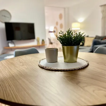 아파트 Modernes Mit Besonderem Charme - 1a Kehl